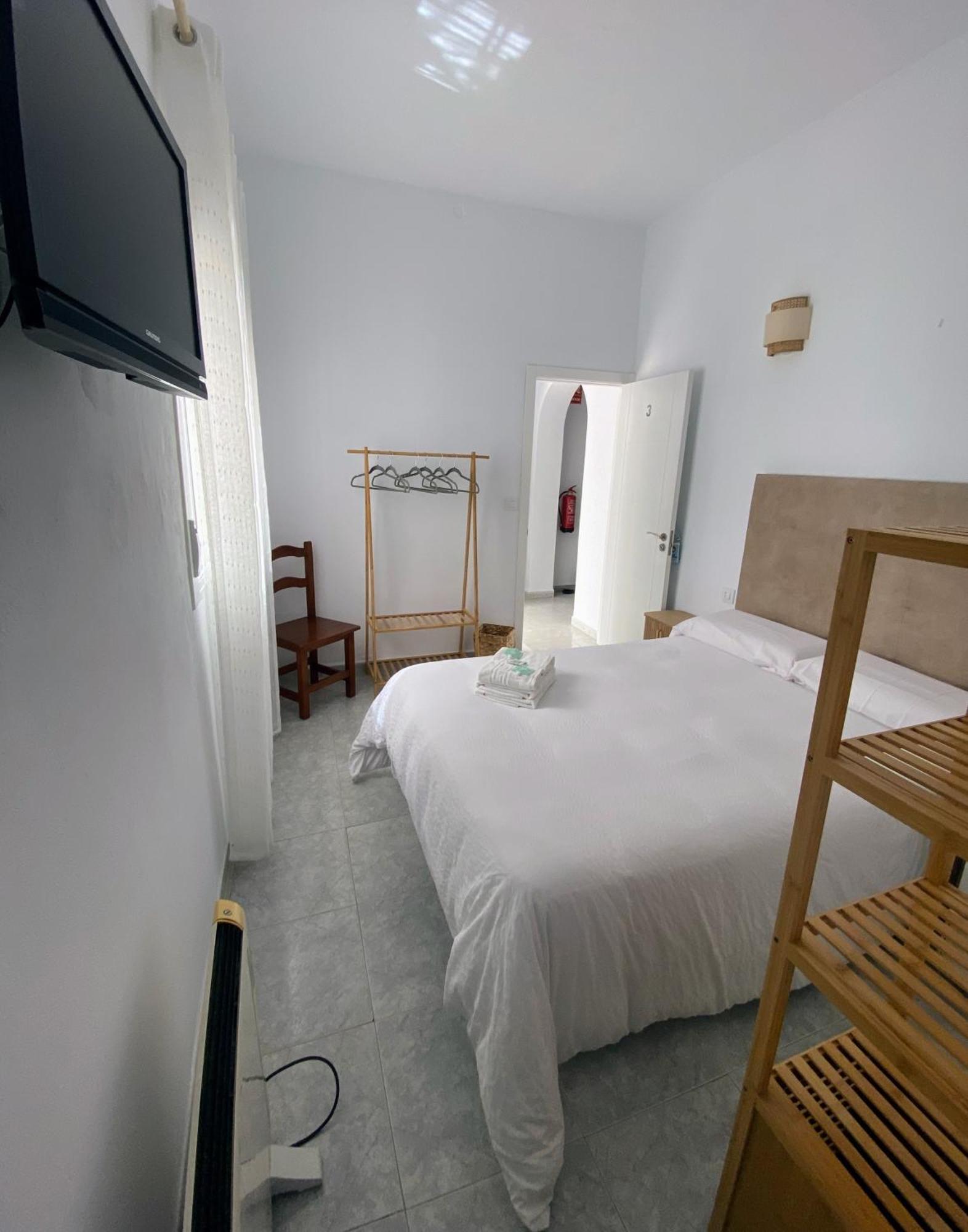 Hostal Avenida By Bossh! Hotels Chipiona Ngoại thất bức ảnh