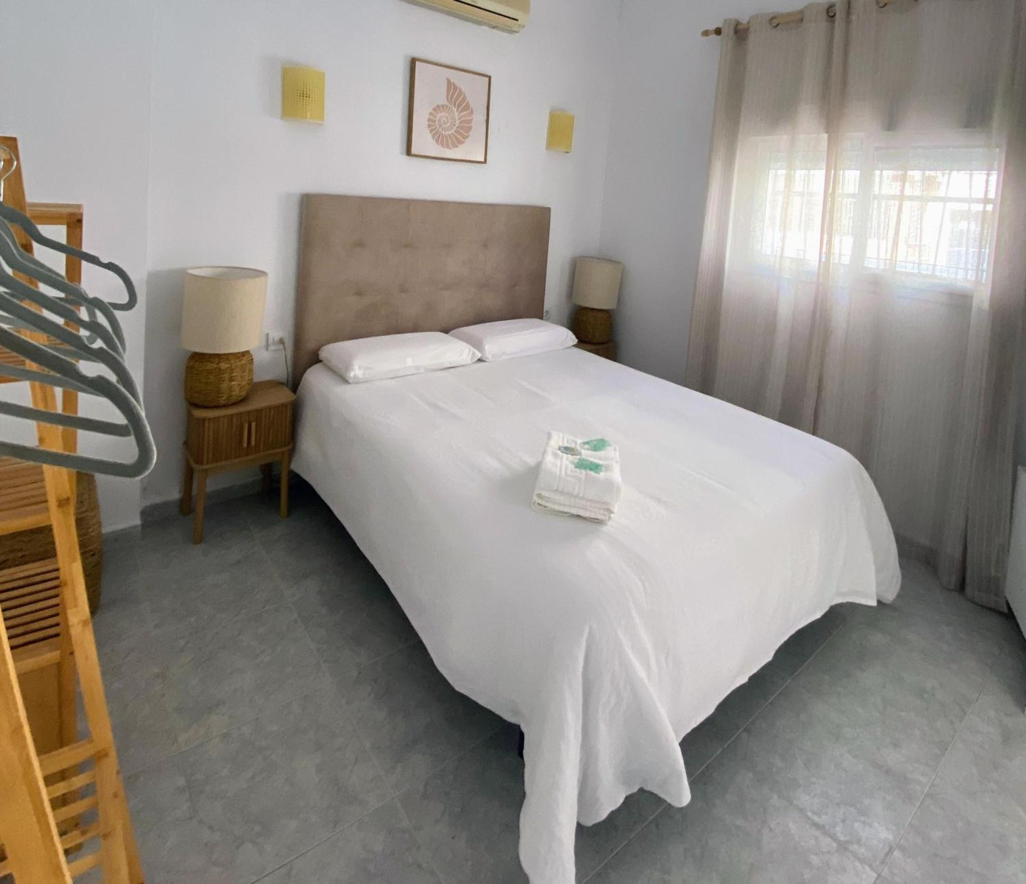 Hostal Avenida By Bossh! Hotels Chipiona Ngoại thất bức ảnh